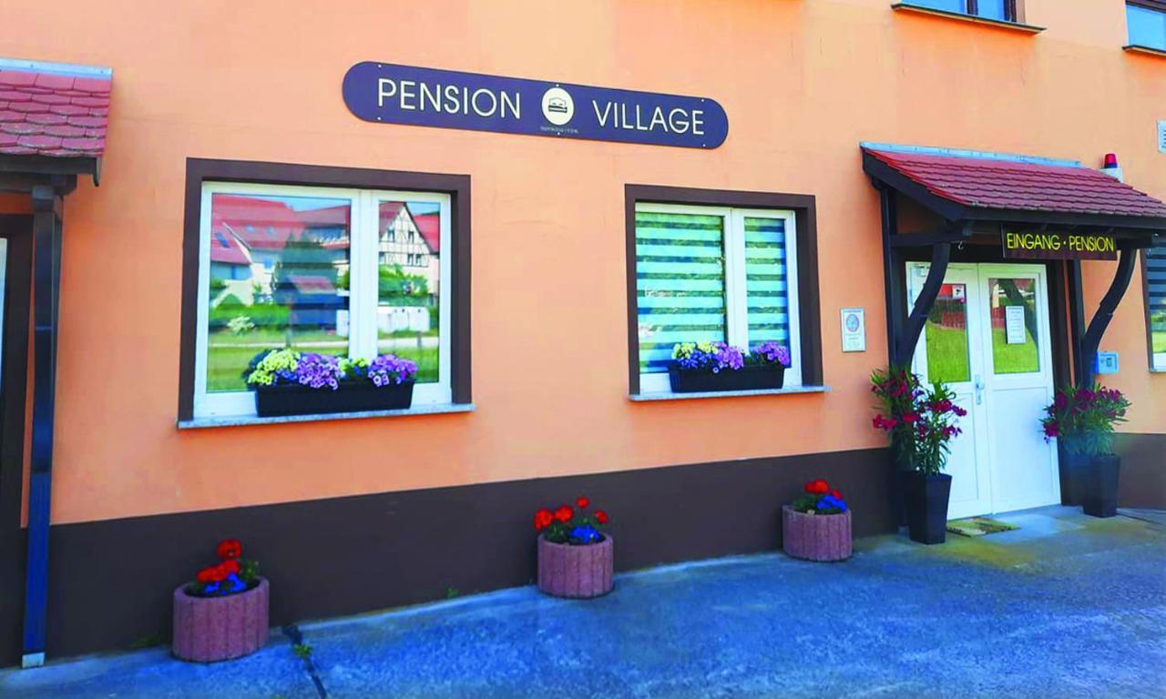 Pension Village ナウムブルク エクステリア 写真